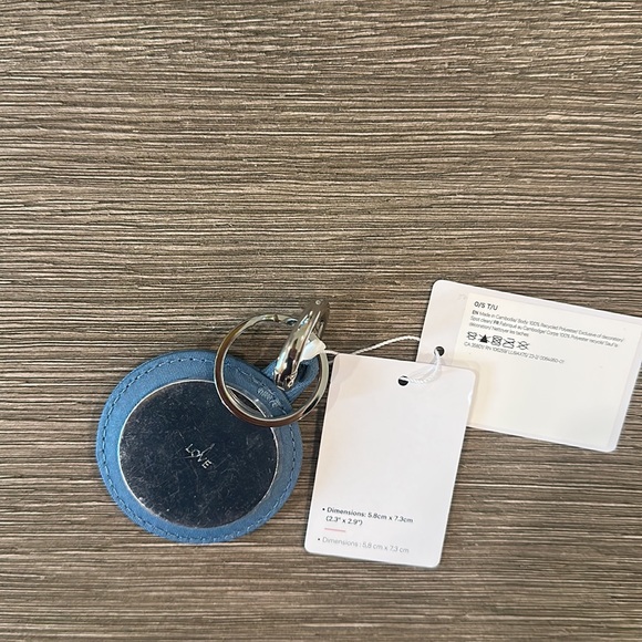 lululemon Logo Bag Charm & Keychain utility blue NWT - Picture 2 of 2